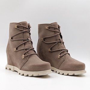 Sorel Women Joan of Arctic Wedge III Lace Suede Taupe Waterproof Boots Size 8